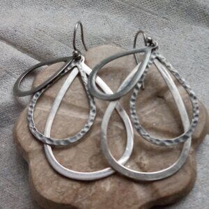 Silpada 925 Sterling Silver Tri-Textured Triple Teardrop Dangling Earrings W1576